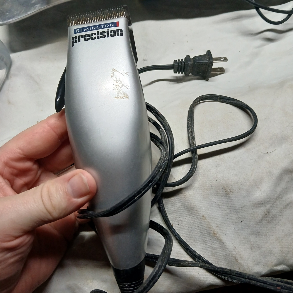 a Remington HC-80 Precision corded hair clipper.